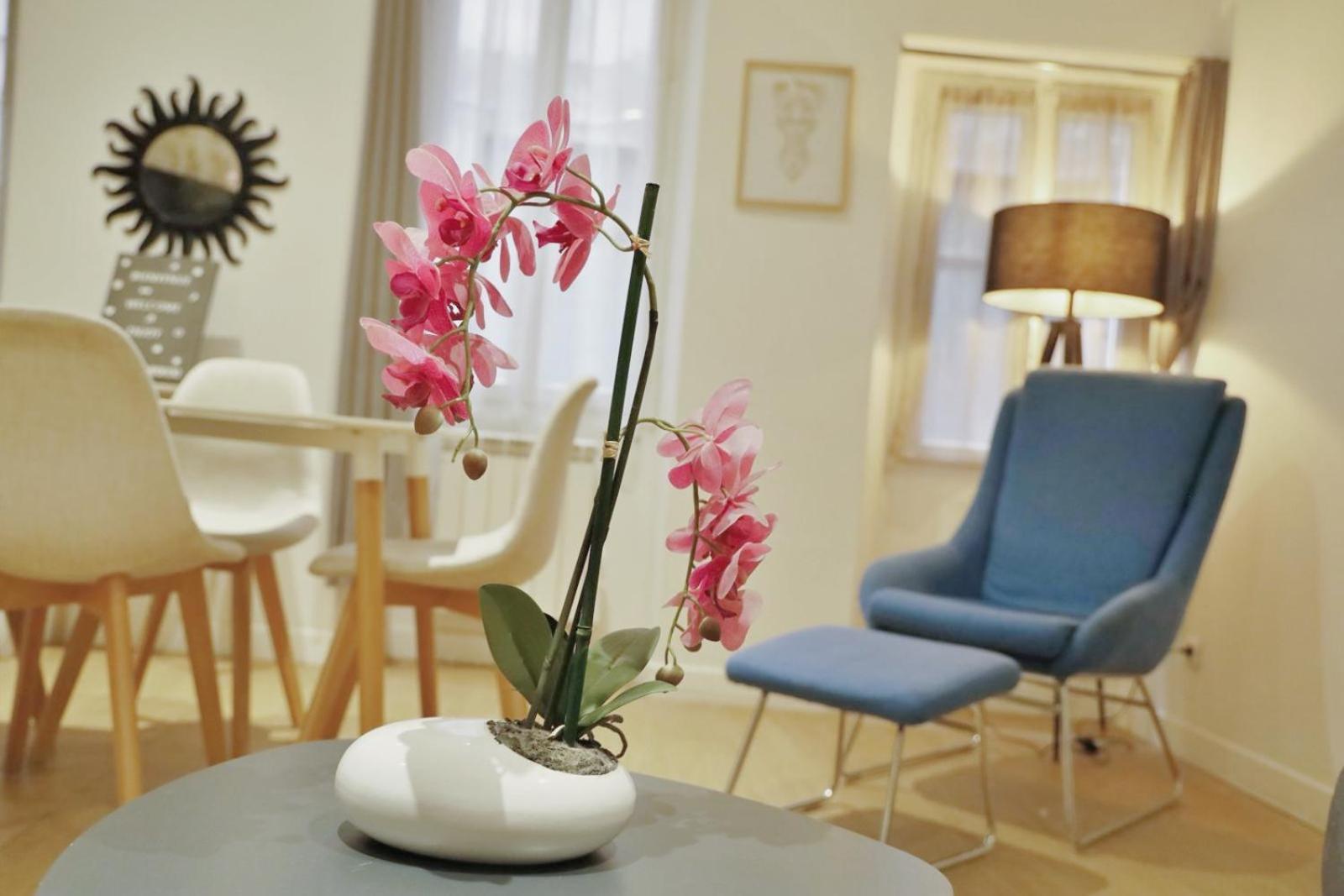 L'Escapade, Appartement Cosy Au Coeur De 格拉斯 外观 照片