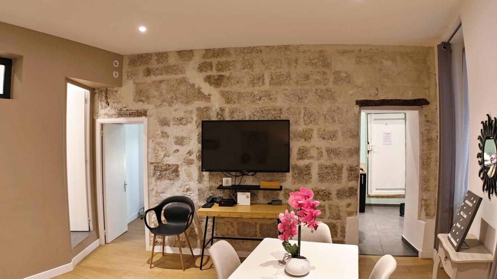 L'Escapade, Appartement Cosy Au Coeur De 格拉斯 外观 照片