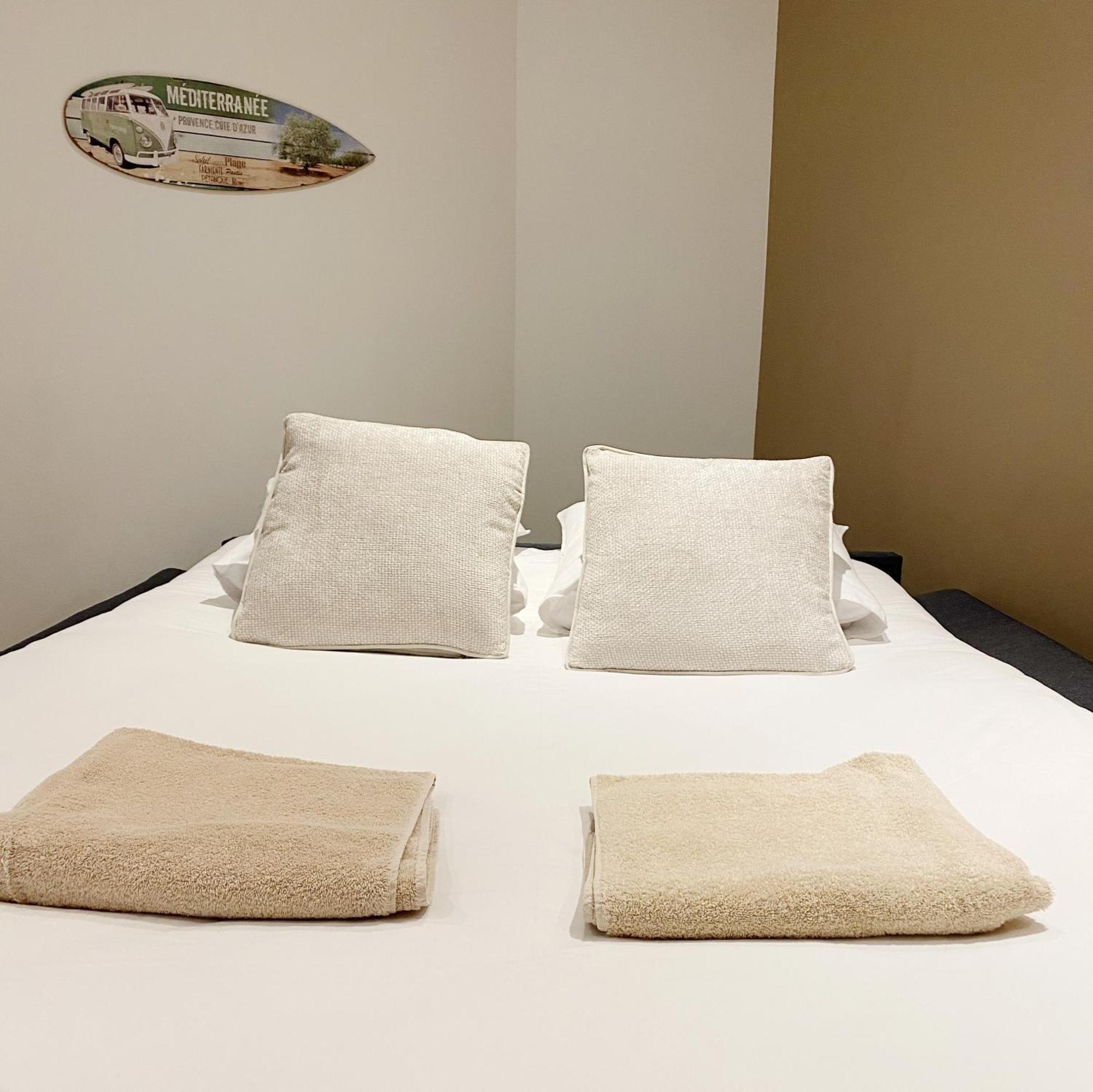 L'Escapade, Appartement Cosy Au Coeur De 格拉斯 外观 照片