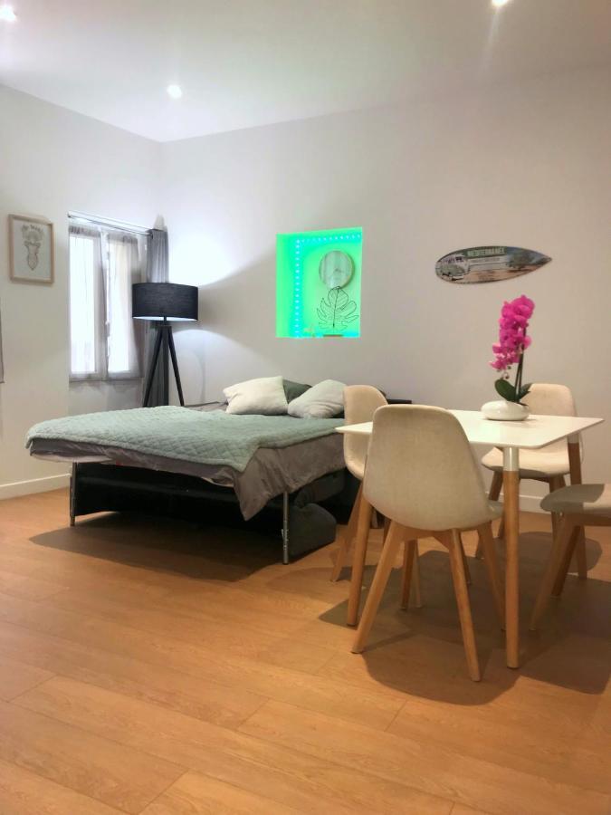 L'Escapade, Appartement Cosy Au Coeur De 格拉斯 外观 照片